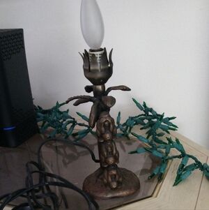 Antique Bronze Floral Accent Lamp